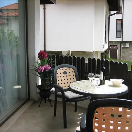 Nina Bay View Villas Kosharitsa